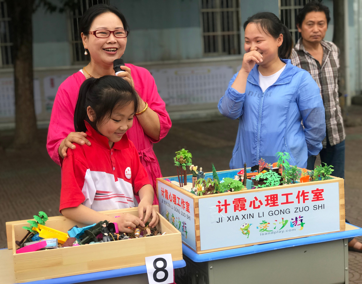 計霞委員：匯聚正能量 共走幸福路.jpg