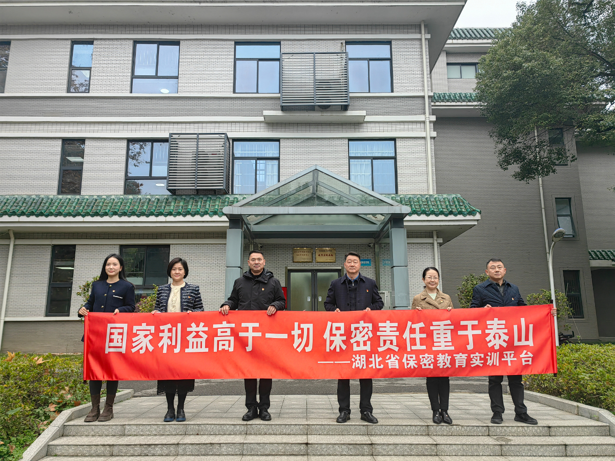 1237216933.jpg 1237216933.jpg