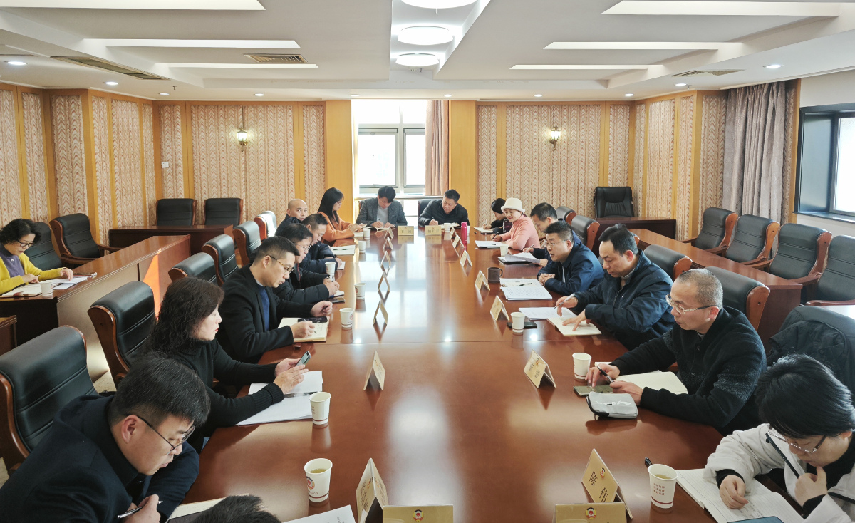 906126305.jpg 906126305.jpg