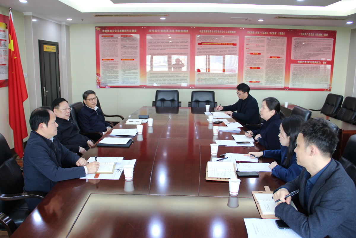 399926661.jpg 399926661.jpg