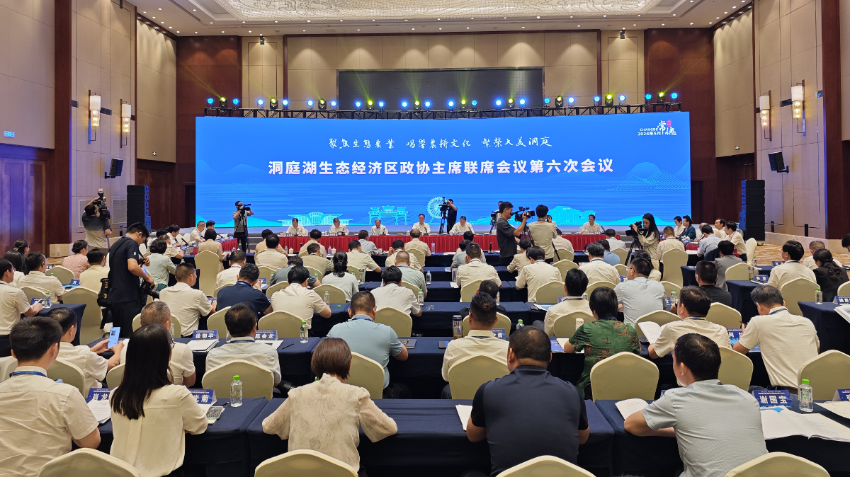 483923624.jpg 483923624.jpg