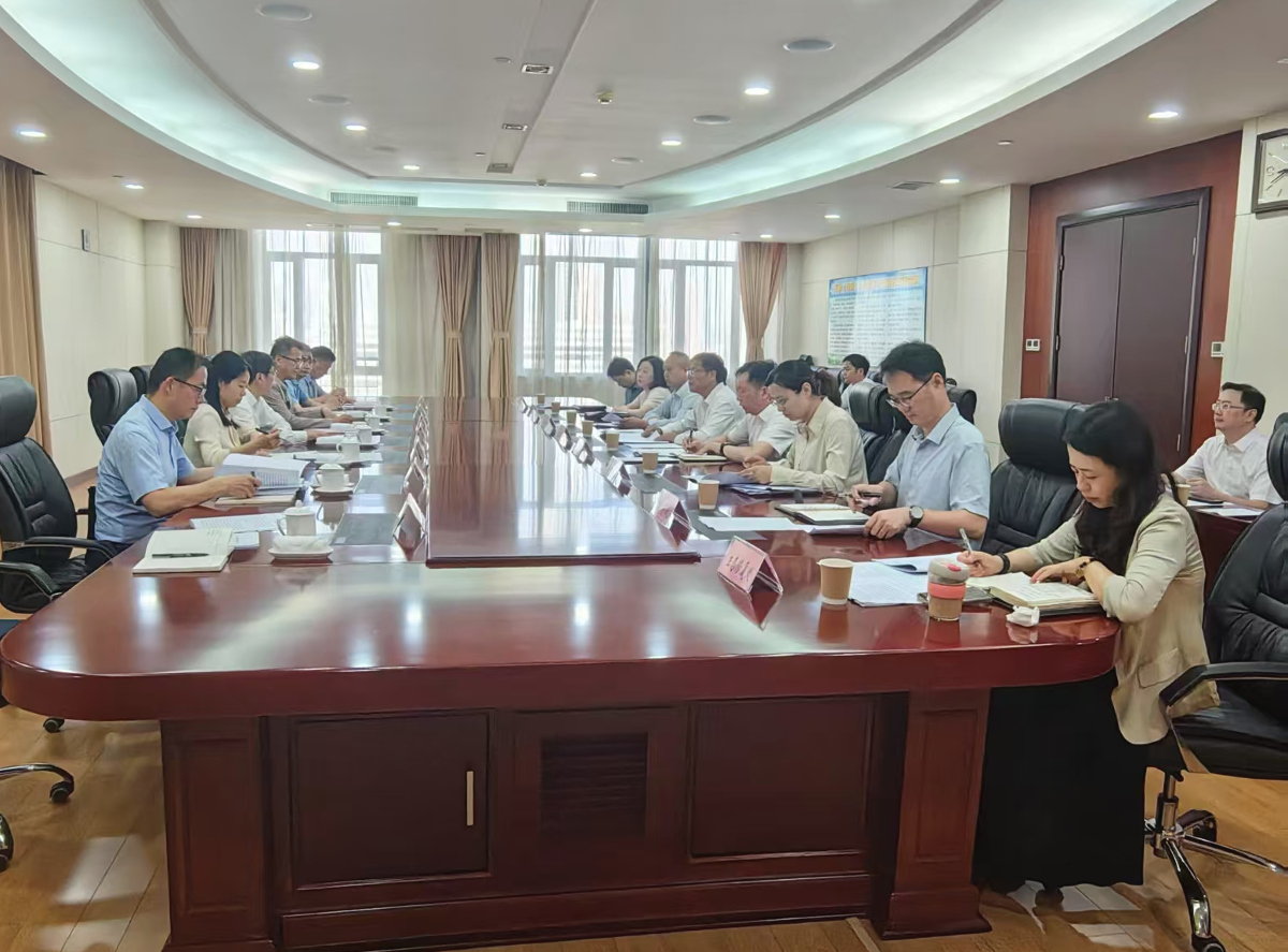 1988221774.jpg 1988221774.jpg