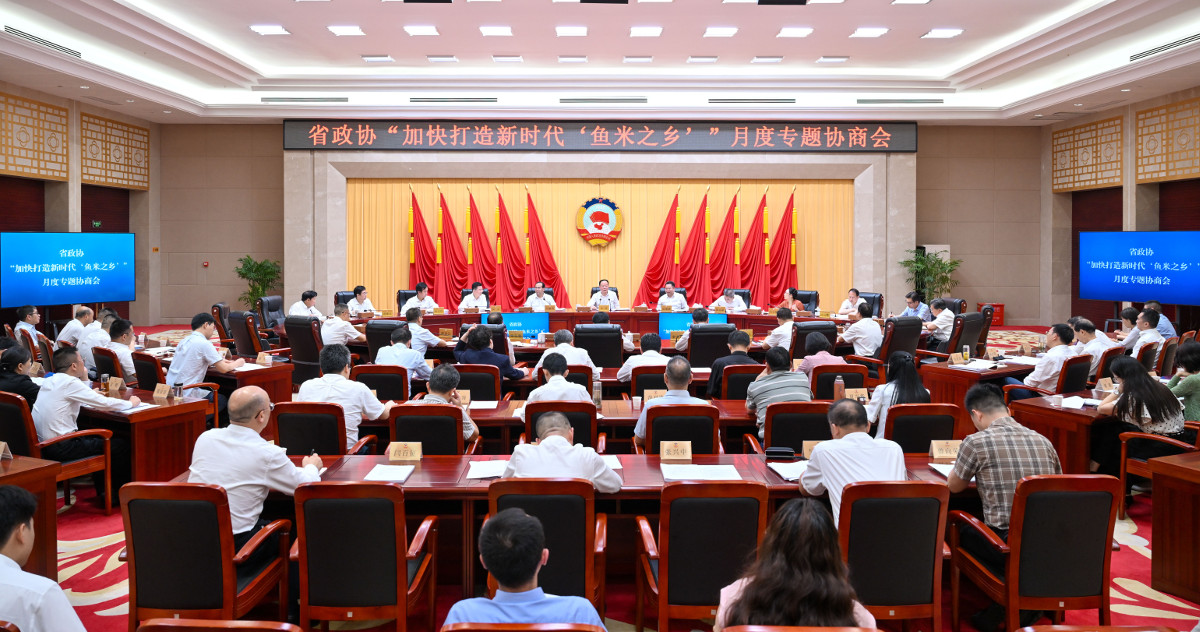 876104561.jpg 876104561.jpg