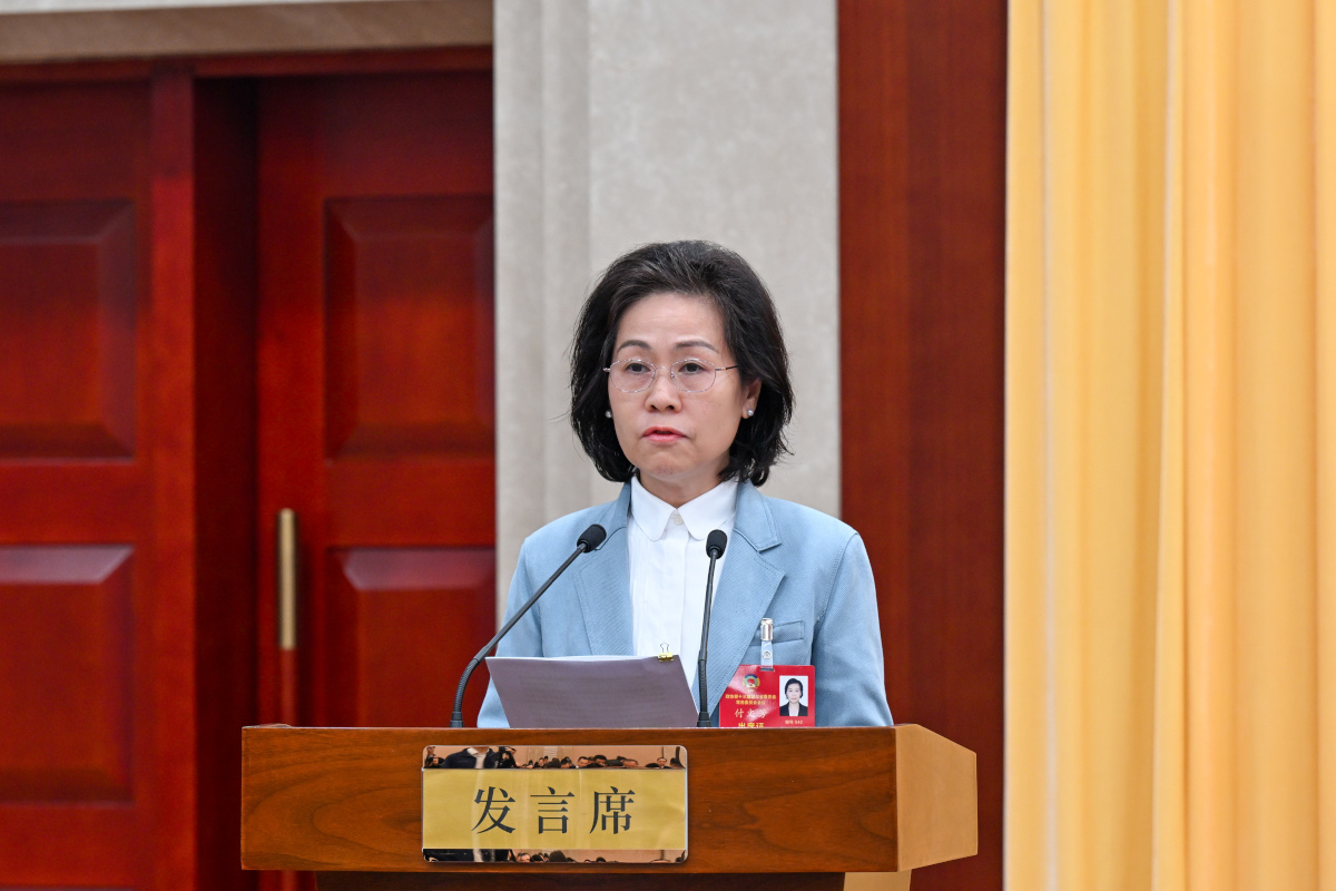 付文芳.jpg 付文芳.jpg